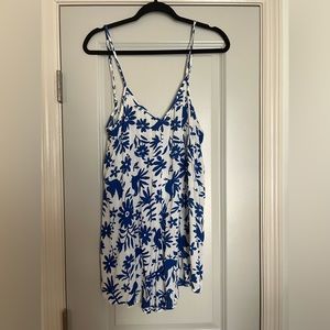 Show Me Your Mumu Sleeve white blue floral romper